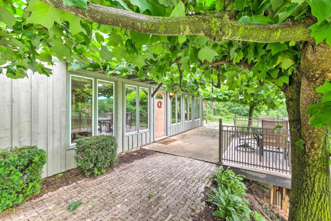 Mimis Place About Ohio Countryside Duplex With Deck Orrville Bagian luar foto